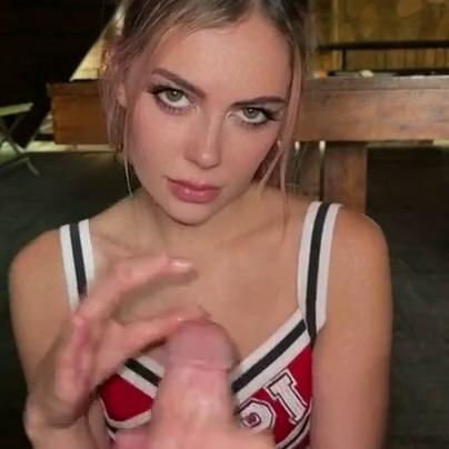 Olivia Mae Cheerleader Sloppy Blowjob Video Leaked