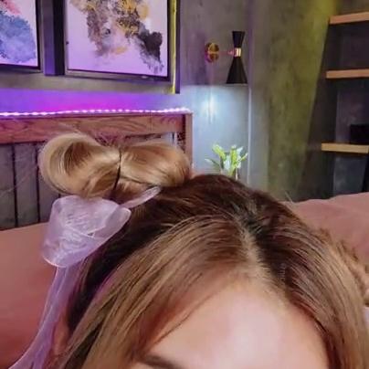 Irisadamsone Nude Teasing and Fingering Porn Video Leaked