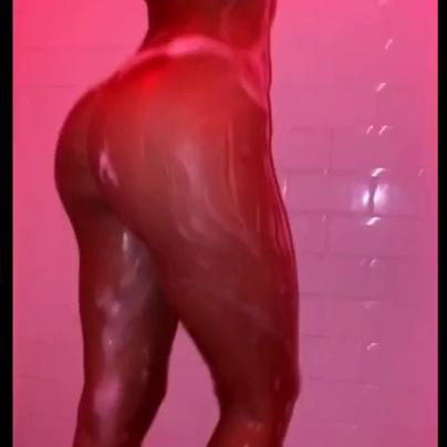 Carolina Samani Nude Shower Video Leaked