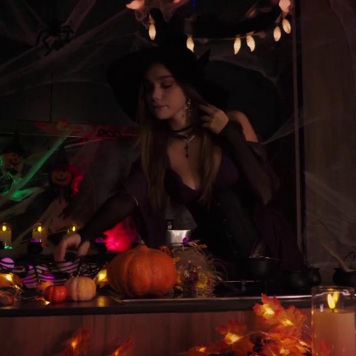 Seltin Sweety Halloween Onlyfans Video Leaked